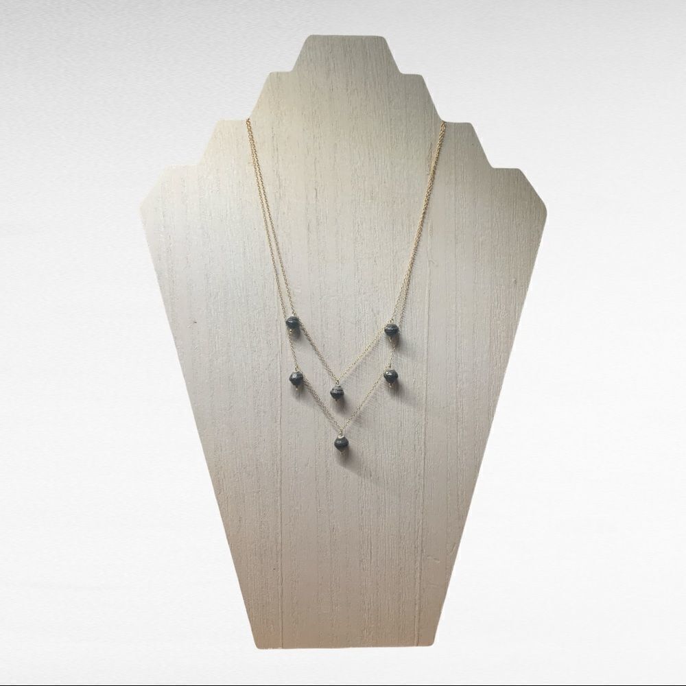 31 Bits NWT Sandy Strands Necklace